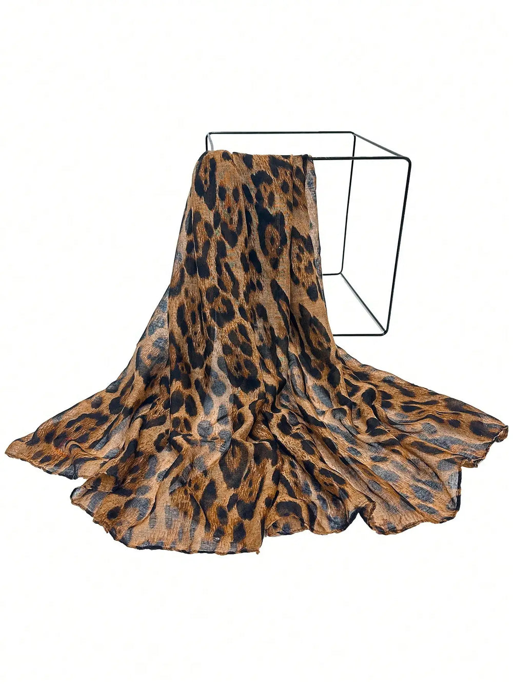 Leopard Print Scarf – Soft, Lightweight Women’s Shawl, Suitable Muslim Hijab Wrap for Daily Commuting & Outdoor Wear