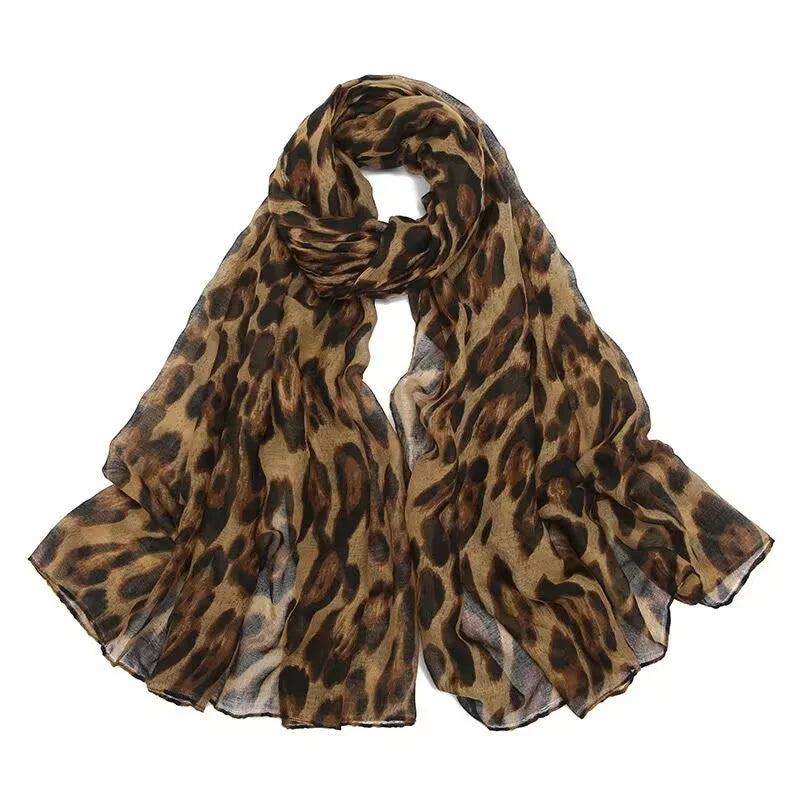 Leopard Print Scarf – Soft, Lightweight Women’s Shawl, Suitable Muslim Hijab Wrap for Daily Commuting & Outdoor Wear